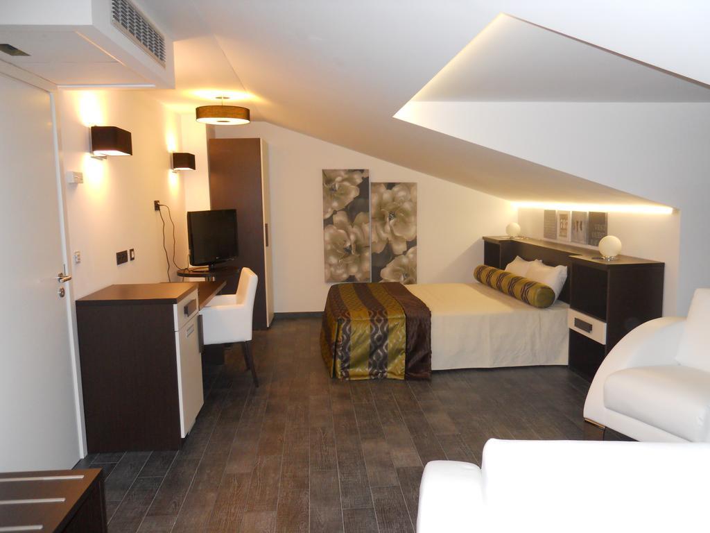 Apparthotel Belle Vue La Louvière Εξωτερικό φωτογραφία