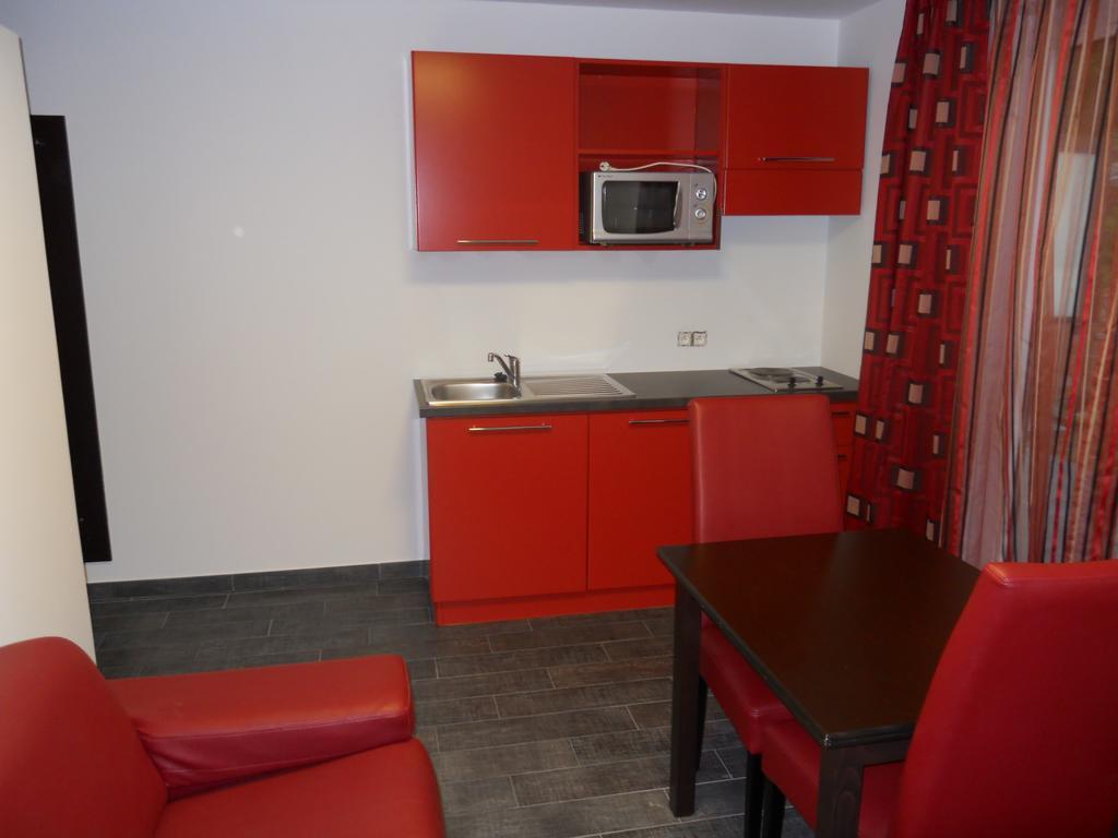 Apparthotel Belle Vue La Louvière Εξωτερικό φωτογραφία