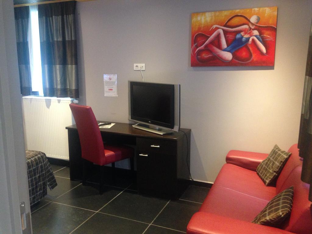 Apparthotel Belle Vue La Louvière Εξωτερικό φωτογραφία